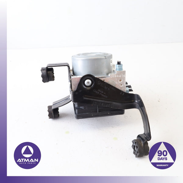 BMW F30 328i 320i ABS Anti Lock Brake Pump Module 6869726 OEM