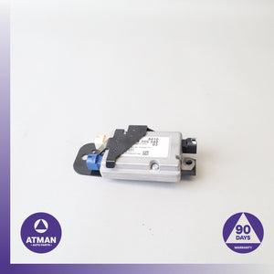 BMW G30 530e 530i 540i 550i USB Multimedia Hub Control Module 9355549 OEM