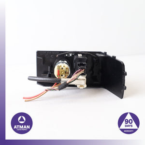 BMW F02 750i 740i Front Center Console Charge AUX/USB Port Socket OEM — photo 5