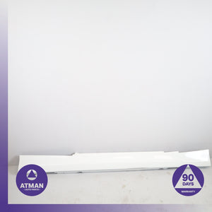 08-13 BMW E88 128i 135i Right Rocker Panel Side Skirt White 51777046348 OEM