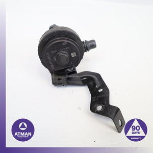 18-25 BMW F98 X4M Engine Auxiliary Water Pump w/ Bracket 11518679885 OEM
