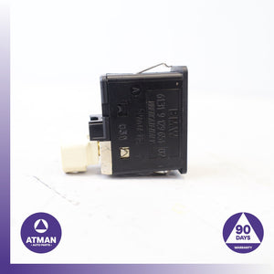 BMW F10 550i 528i Front Center Console Charge AUX/USB Port Socket OEM