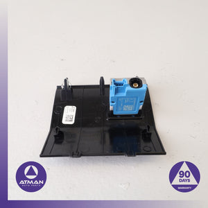 BMW G05 X5 X5M Center Console USB-C Socket Port OEM 55k — photo 6