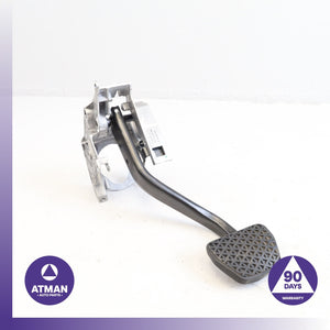 BMW E82 128i 135i Front Foot Brake Stop Pedal w/ Bracket 6751975 OEM
